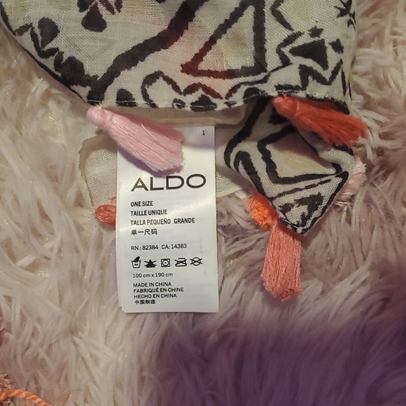 2 scarves very soft - Picture 2 of 4